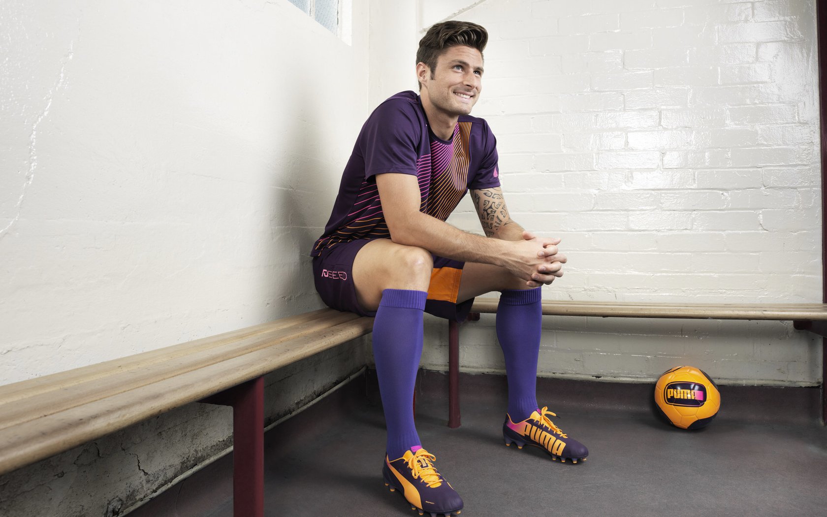 雷恩依靠速度优势打出精彩配合，雷恩有用吗